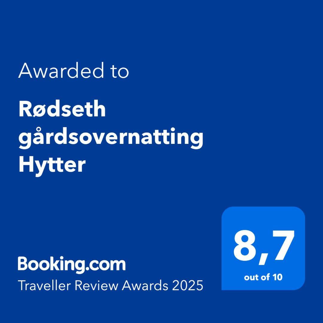 Rodseth Gardsovernatting Hytter Молде Экстерьер фото